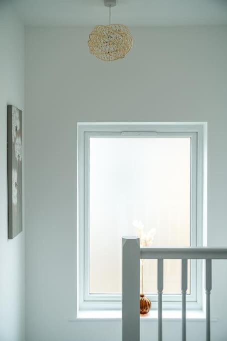 Lux 3Bed Near Wembley With Parking By Oceana Group - Sleeps 8 Apartment ฮาร์โรว์ ภายนอก รูปภาพ