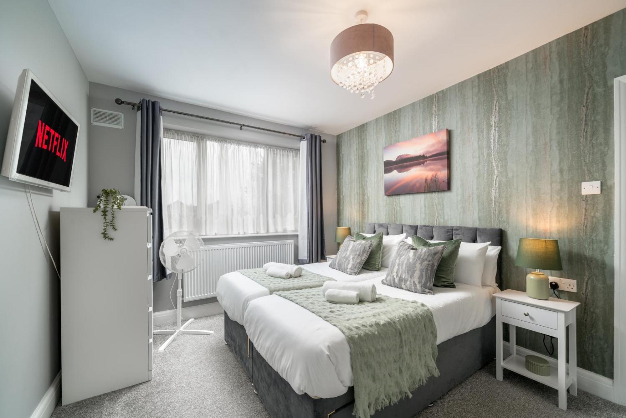 Lux 3Bed Near Wembley With Parking By Oceana Group - Sleeps 8 Apartment ฮาร์โรว์ ภายนอก รูปภาพ